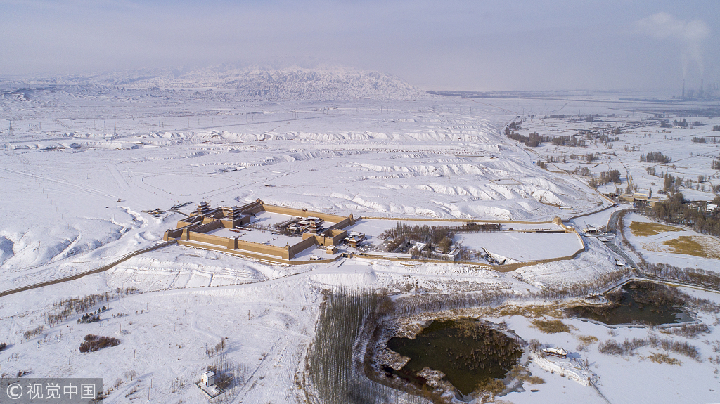 大雪后的嘉峪关长城 第6张